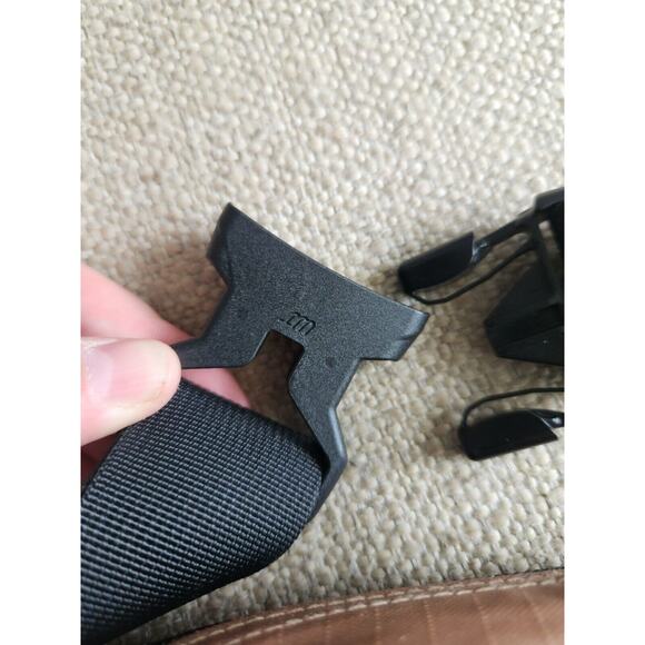 Supreme The North Face Metallic Rose Gold Roo II Lumbar Pack 100% Authentic SS13 - Picture 9 of 14